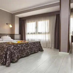 酒店 塔拉戈纳中心乌比斯住宿加早餐旅馆, 塔拉戈纳